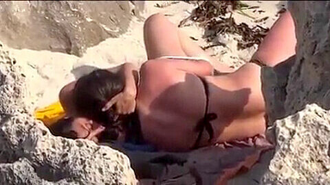 480px x 270px - Rafian Beach Voyeur, Rafian Lesbian - Videosection.com