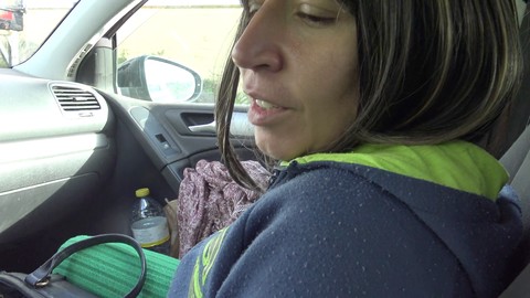 Amateur stepmom Susan gives her virgin stepson a handjob for his birthday